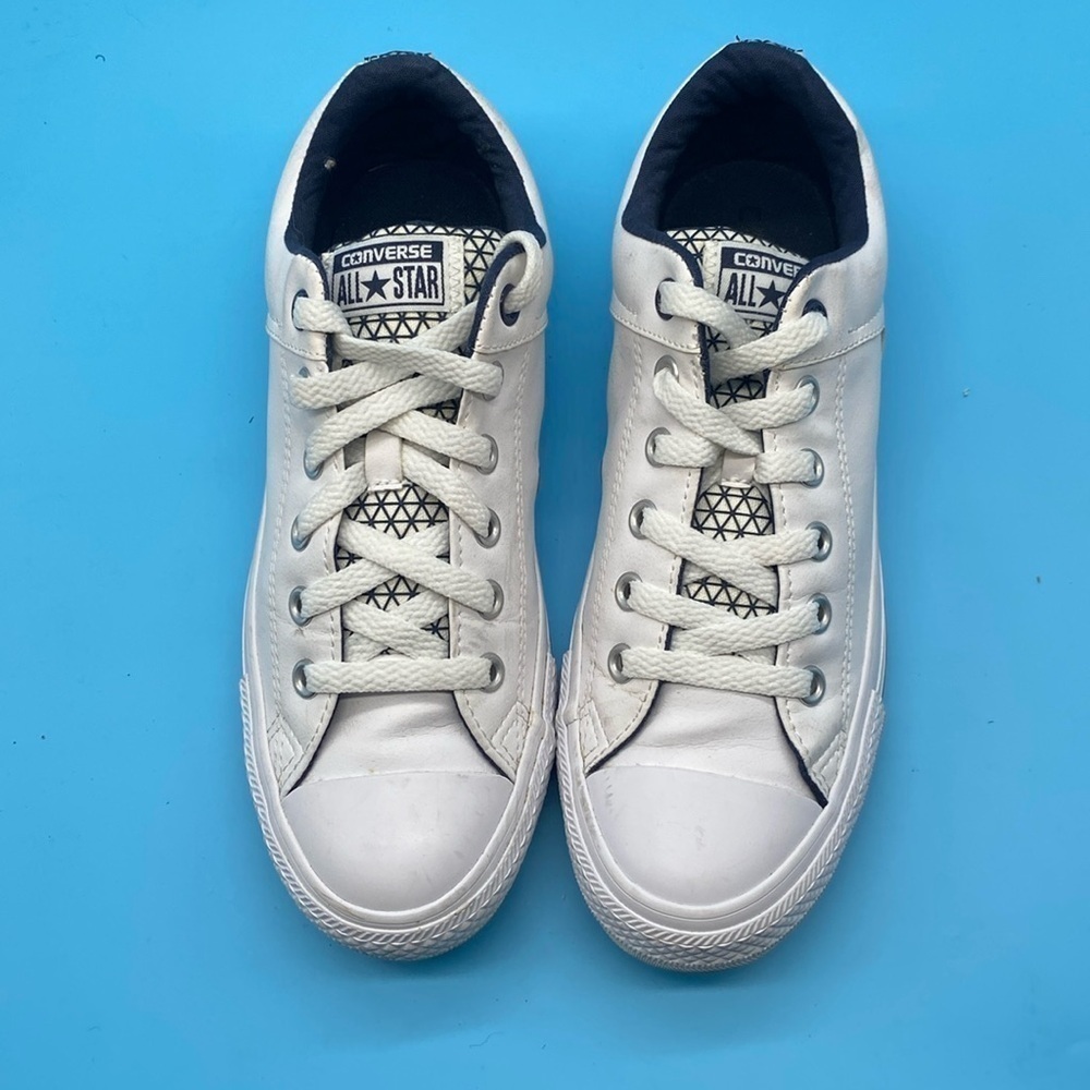 Sepatu Converse Chuck Taylor All Star High Street Ox Leather White M/6 W/8